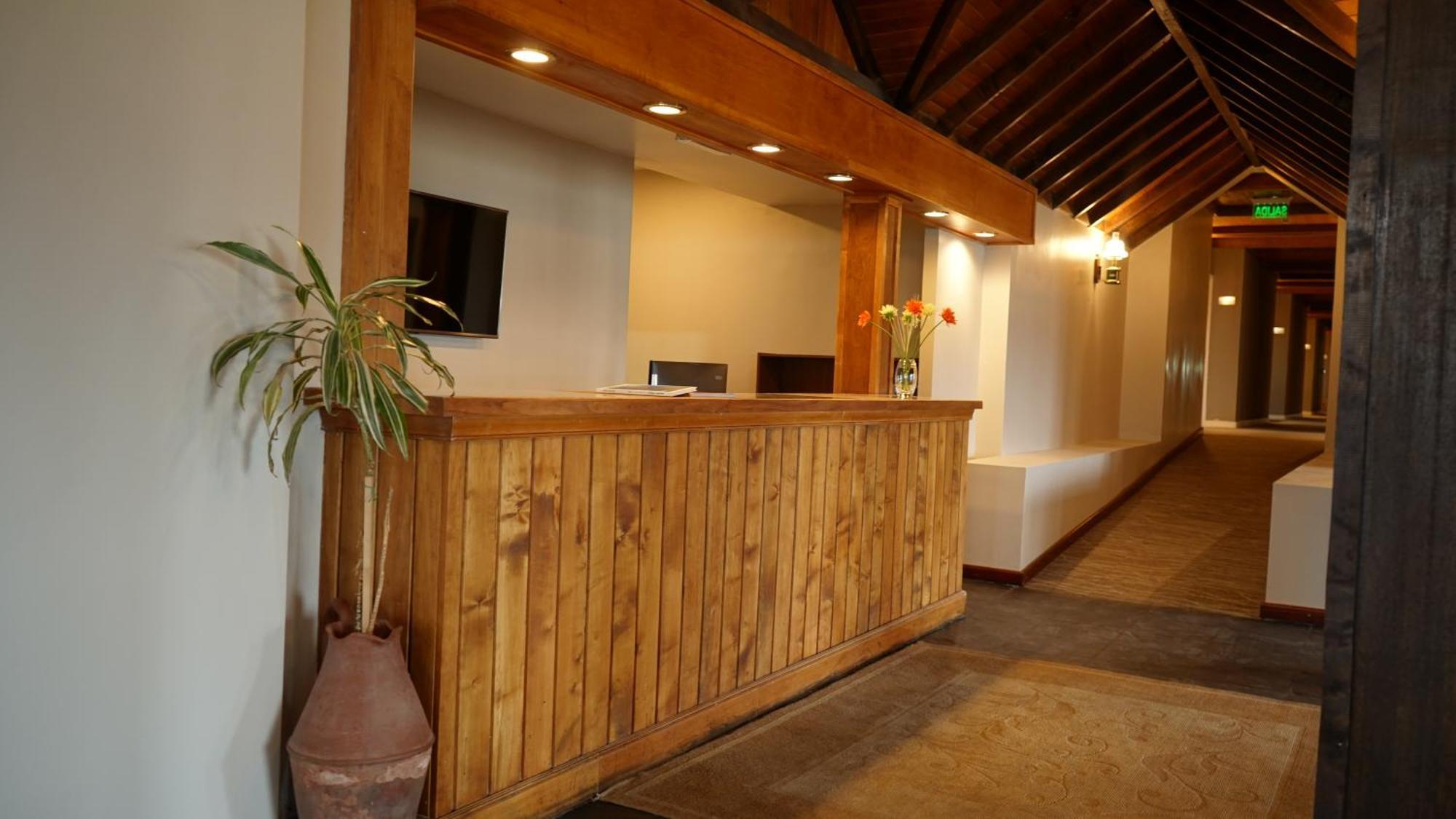 Tolkeyen Ushuaia Hotel Екстер'єр фото