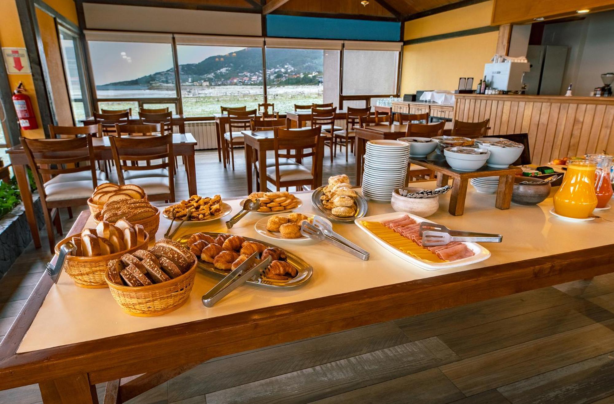Tolkeyen Ushuaia Hotel Екстер'єр фото